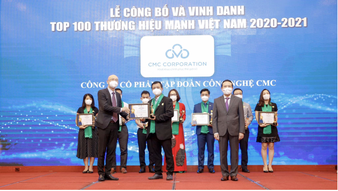 CMC received the Strong Vietnamese Brand award 2020 - 2021